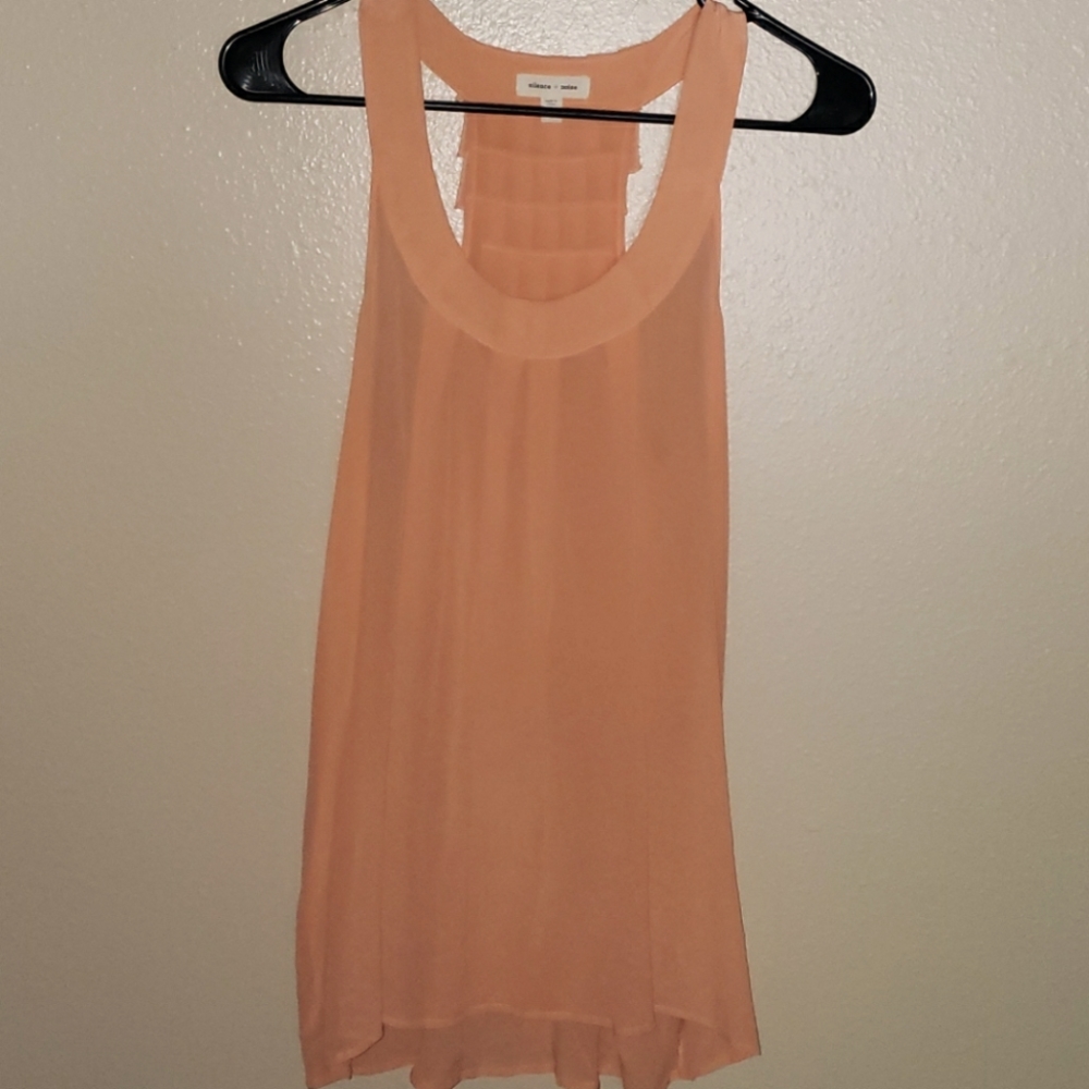 Flowy peach tank